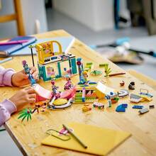 Конструктор LEGO Friends Скейт-парк 431 деталь (41751)