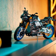 Конструктор LEGO Technic Yamaha MT 2022 1478 деталей (42159)