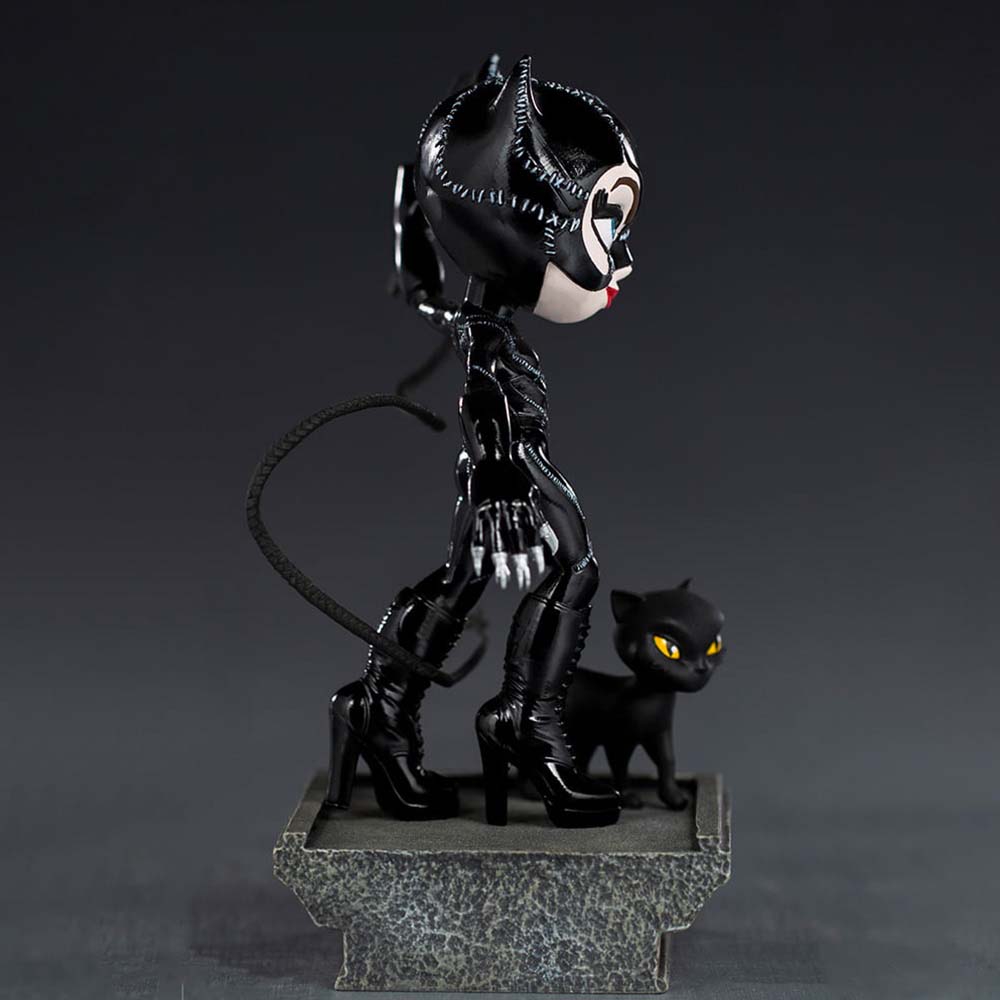 Фигурка IRON STUDIOS MINICO DC COMICS Batman Returns - Catwoman (DCCBAT47121-MC) Комплектация фигурка
