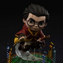 Фигурка IRON STUDIOS MINICO HARRY POTTER At the Quiddich Match (WBHPM39821-MC)
