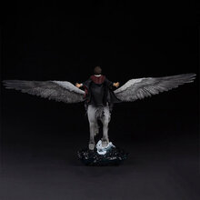 Фигурка IRON STUDIOS HARRY POTTER Harry Potter and Buckbeak (WBHPM41021-10)