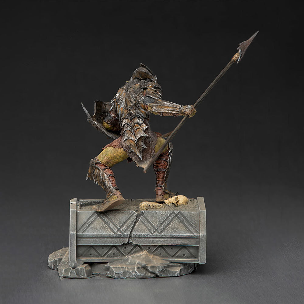 Фігурка IRON STUDIOS LORD OF THE RINGS Armored Orc Art Scale 1/10 (WBLOR43021-10) Тип один предмет