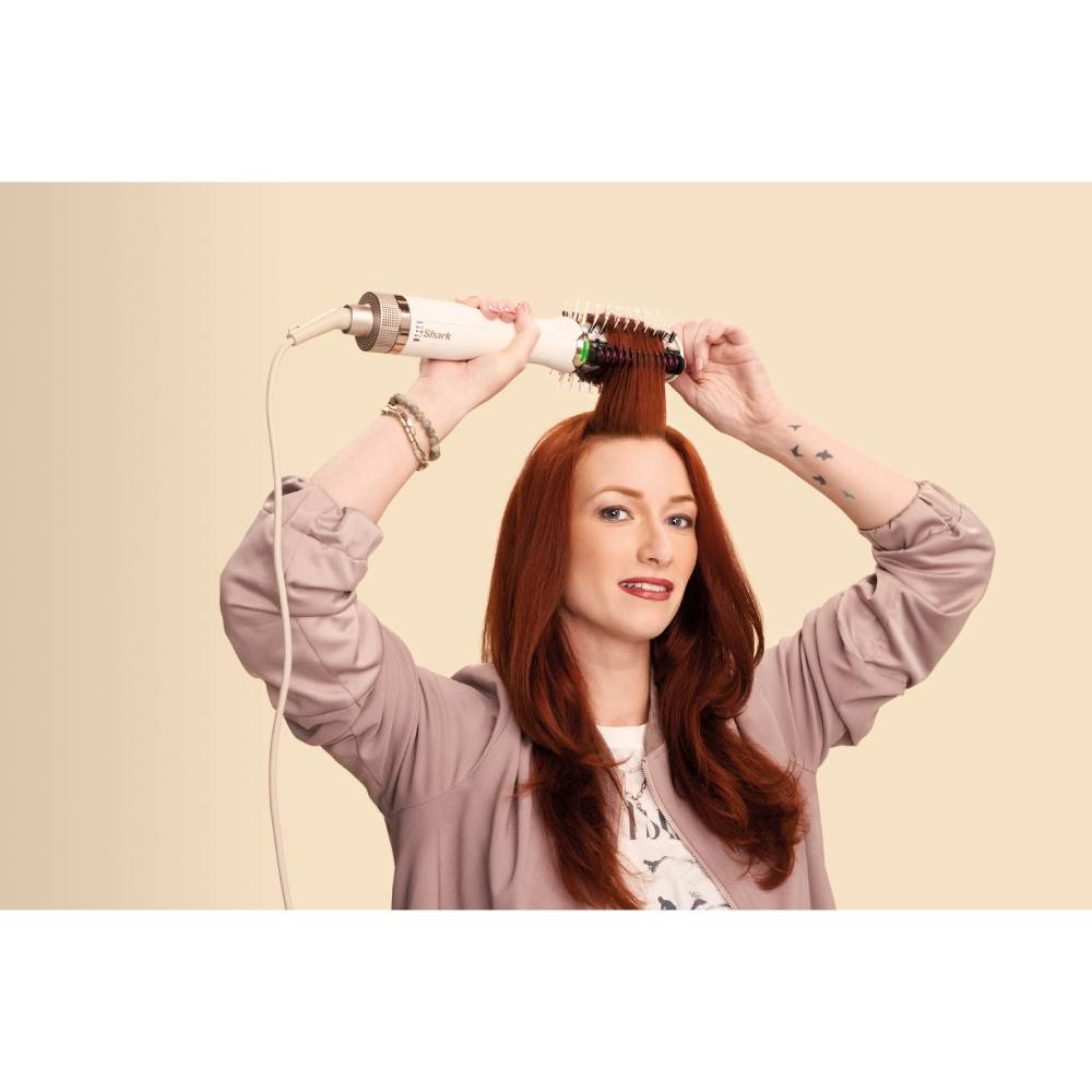 Фен-щетка SHARK SmoothStyle Hot Brush & Smoothing Comb HT212EU Прически для гладкой прически