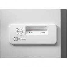 Морозильна скриня ELECTROLUX EC4200AOW1