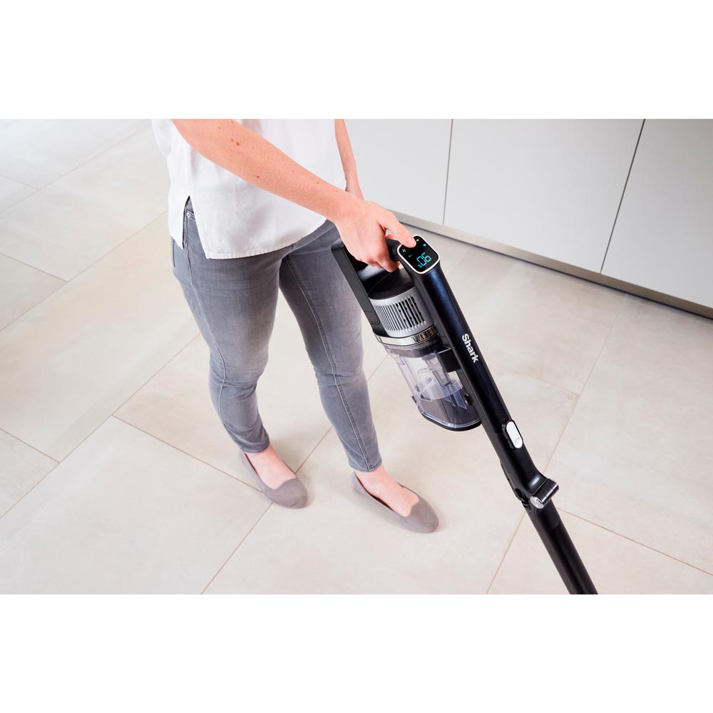 Фото Пылесос SHARK Cordless Stick Flexology Duoclean Dirt Engage IZ320EU