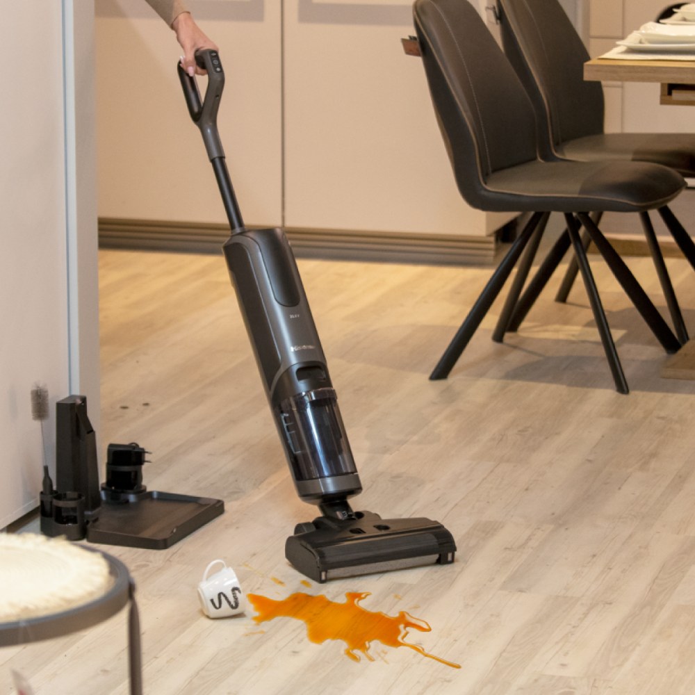 Фото 23 Пылесос HISENSE Wet&Dry Expert HFC433170A