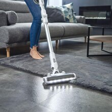 Пылесос HISENSE HI-MOVE III HVC6133WII