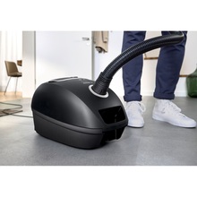 Пилосос BOSCH BGB41BA1