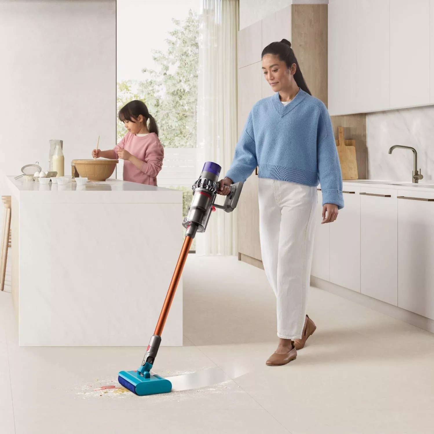 Внешний вид Пылесос DYSON SV58-A V10 Submarine EU/CH/MEA SNk/Ir/Co