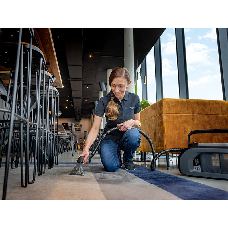 Покупка Пылесос моющий Wet&dry KARCHER Puzzi 2/1 Bp без АКБ и ЗУ (1.101-750.0)