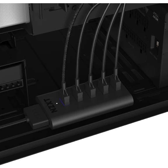 Внешний вид USB-хаб NZXT Internal Black (AC-IUSBH-M3)