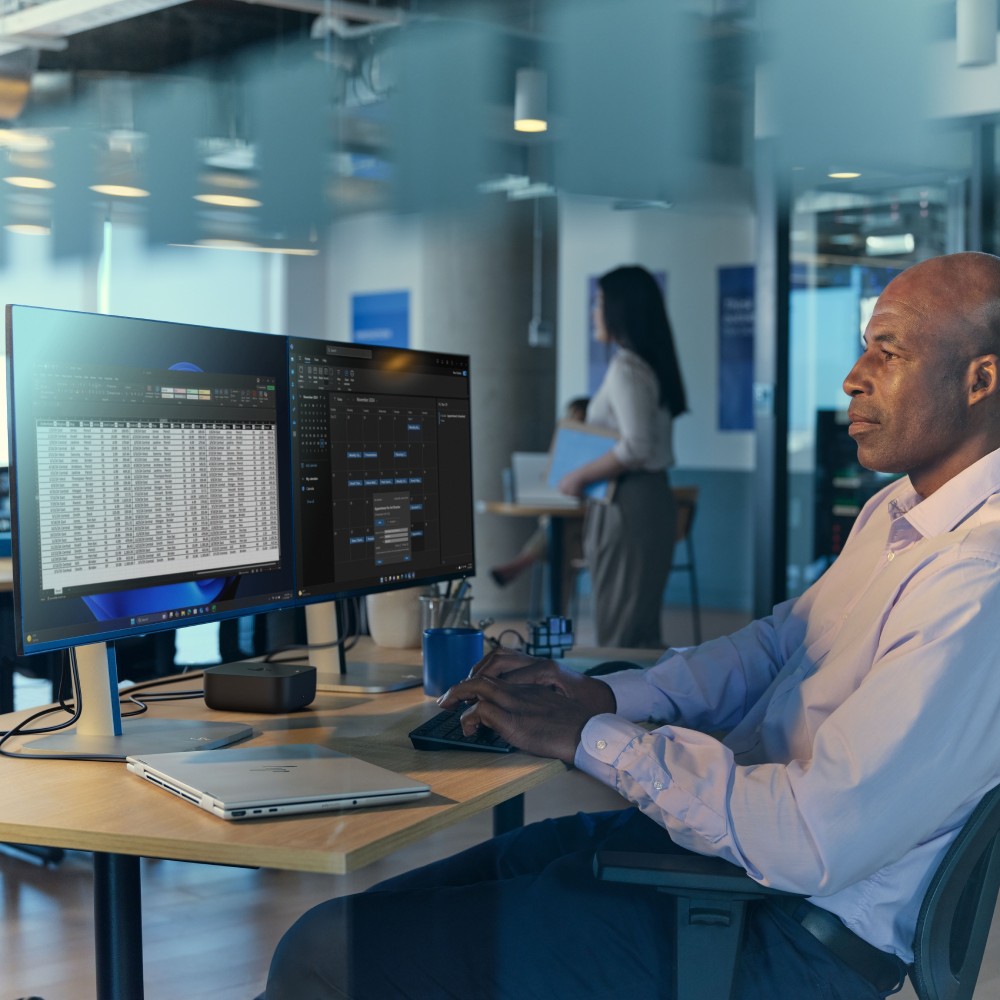 В Фокстрот Док-станция HP USB-C 100W G6 Black (9X3V1UT)