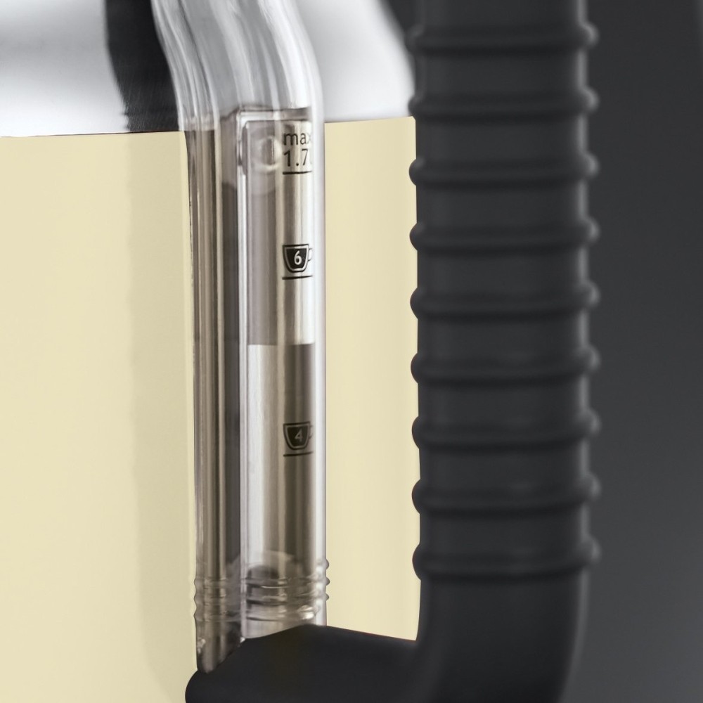 Электрочайник RUSSELL HOBBS 21672-70 Retro Cream Материал корпуса нержавеющая сталь