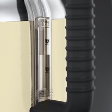 Электрочайник RUSSELL HOBBS 21672-70 Retro Cream