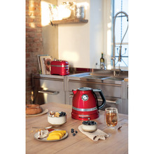 Електрочайник KITCHENAID Artisan 1,5л Red (5KEK1522EER)