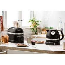 Електрочайник KITCHENAID Artisan 1,5л Black (5KEK1522EOB)