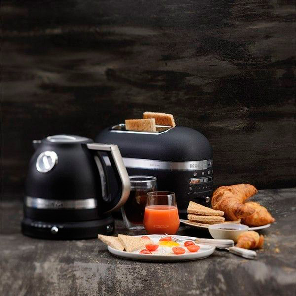 Электрочайник KITCHENAID Artisan 5KEK1522EBK Black Мощность 2400