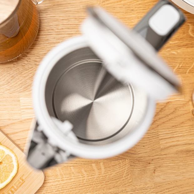 Покупка Електрочайник ZELMER ZCK7956E White