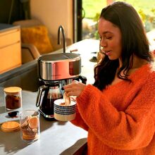 Кавоварка RUSSELL HOBBS Attentiv Coffee Bar 26230-56
