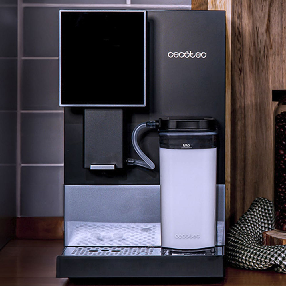 Зовнішній вигляд Кофемашина CECOTEC Cremmaet Compactccino Connected Black Silver (CCTC-01463)