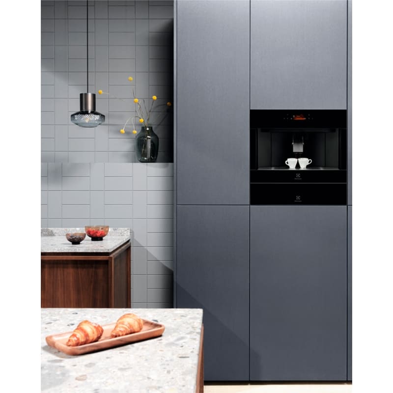 Кофемашина ELECTROLUX KBC85Z Давление 15