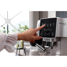 Кофемашина DELONGHI ECAM220.80.SB Magnifica Start