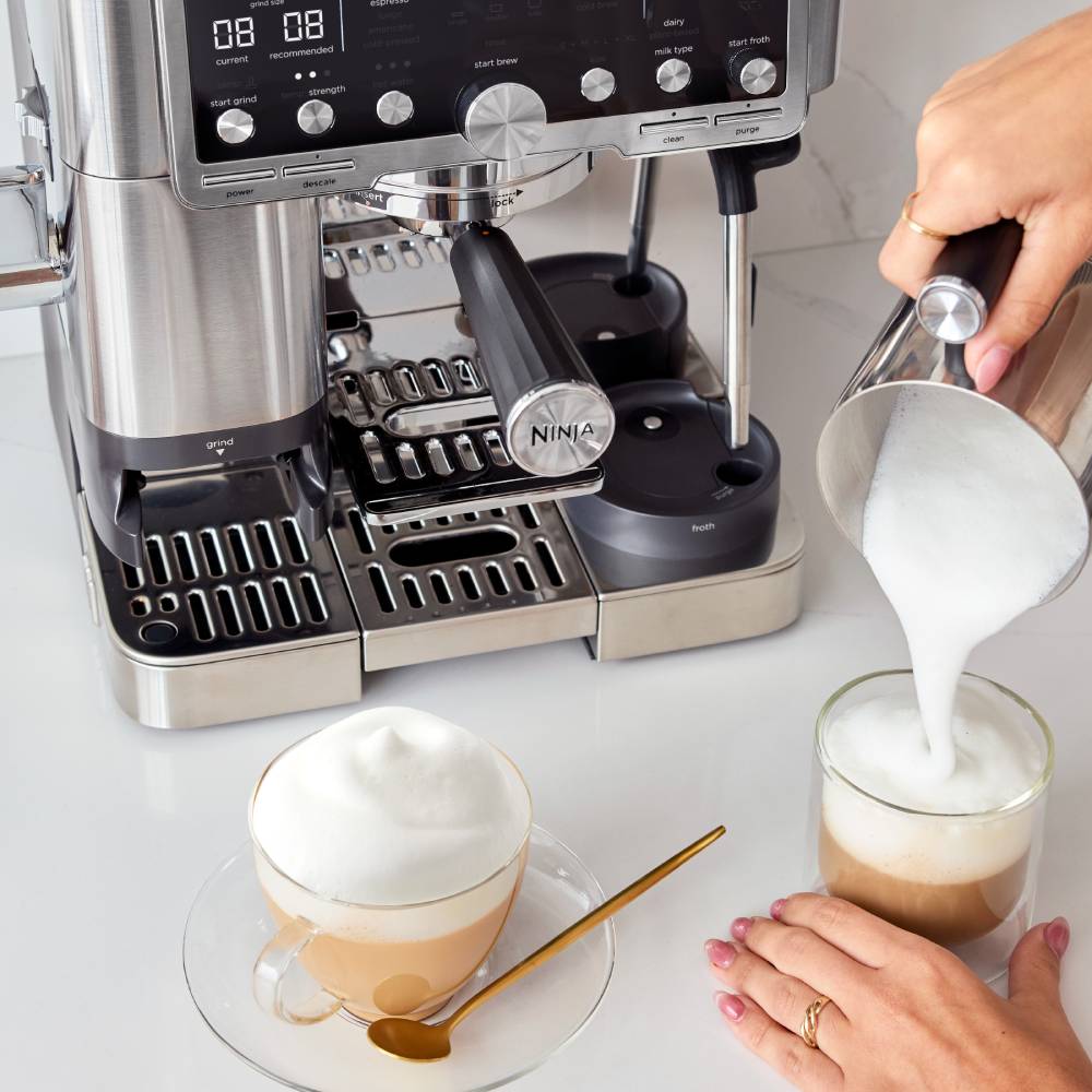 В Украине Кофейная машина NINJA Luxe Cafe Essential Coffee Maker ES701EU