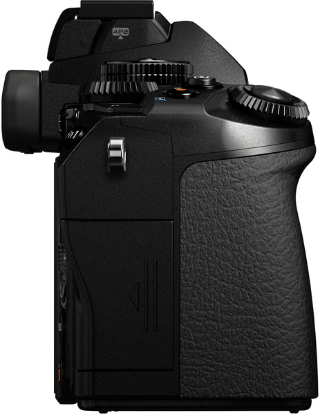 Фотоапарат OLYMPUS E-M1 Body Black (V207010BE000) Розмір матриці 4/3" (17.3 х 13 мм)