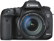 Цифровий фотоапарат CANON EOS 7D Mark II + об'єктив 18-135 IS STM (9128B045)