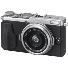 FUJIFILM FinePix X70 Silver