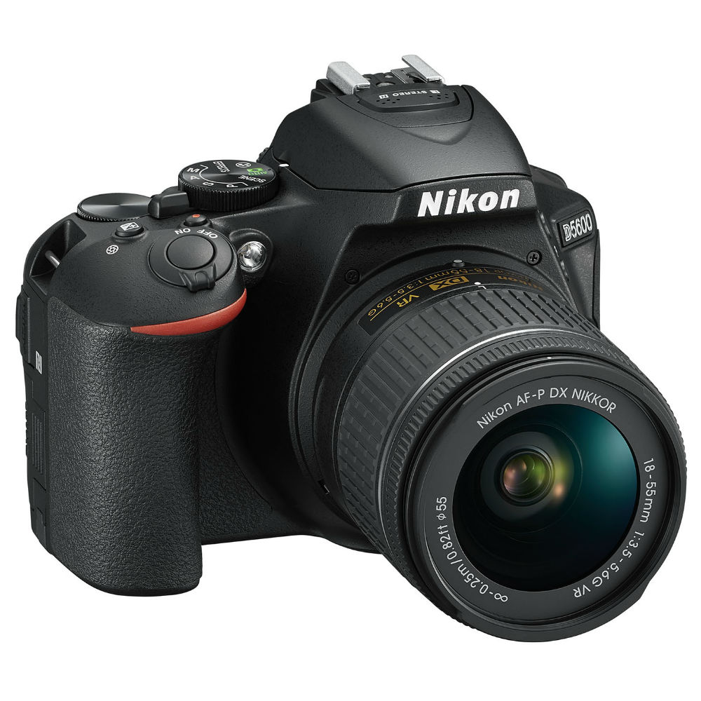 Фотоаппарат NIKON D5600 Kit 18-55 VR AF-P (VBA500K001) Тип матрицы CMOS (КМОП)