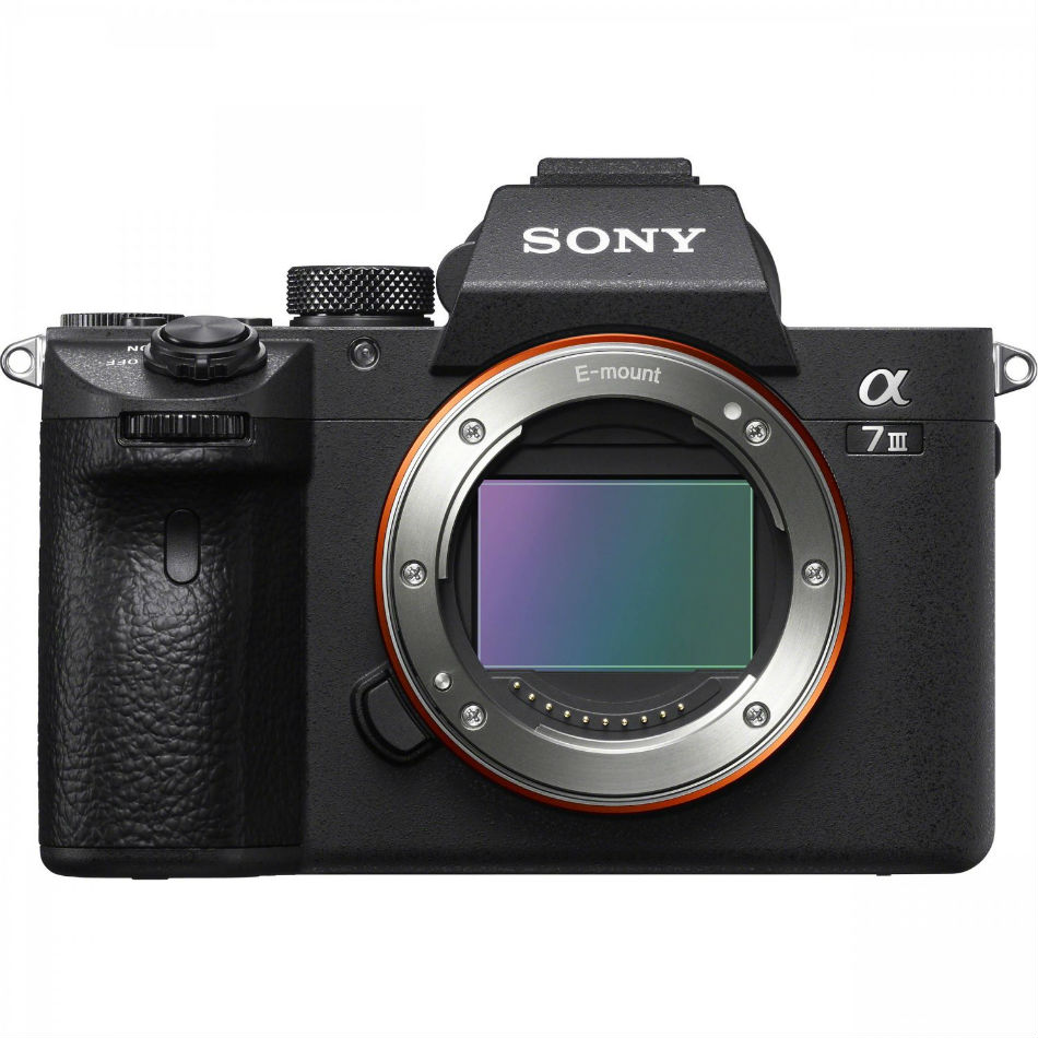 Зовнішній вигляд Фотоапарат SONY Alpha A7 III kit 28-70 OSS (ILCE7M3KB.CEC)