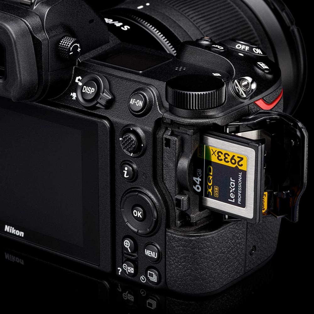 Зовнішній вигляд Фотоапарат NIKON Z6 body