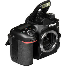 Фотоапарат NIKON D7500 Body (VBA510AE)