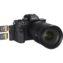 Фотоапарат SONY Alpha 7RM4 body Black (ILCE7RM4B.CEC)