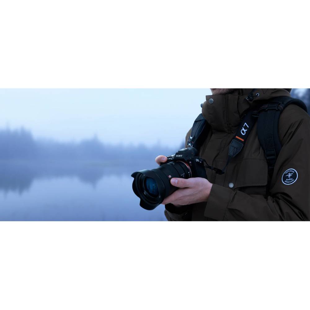 В Україні Фотоапарат SONY Alpha 7R III Body Black (ILCE7RM3AB.CEC)