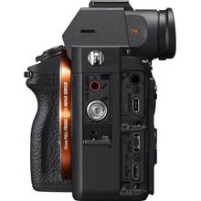 Фотоапарат SONY Alpha 7R III Body Black (ILCE7RM3AB.CEC)