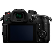 Фотоаппарат PANASONIC GH5M2 Body Black (DC-GH5M2EE)