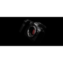 Фотоапарат CANON EOS R5 + RF 24-105 f/4.0 L IS (4147C069)