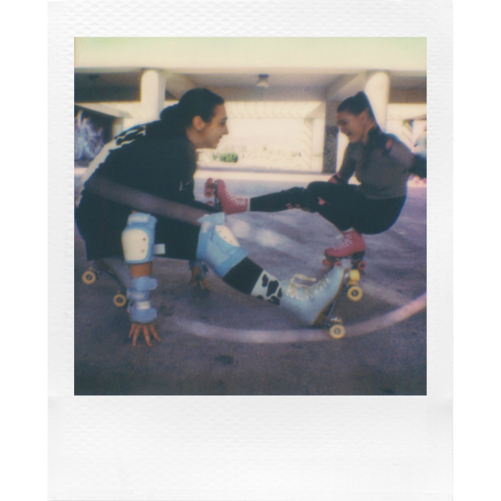 В интернет магазине Фотоаппарат POLAROID Go Generation 2 Purple (9183)