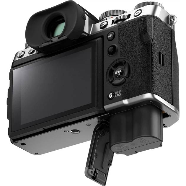 Покупка Фотоаппарат FUJIFILM X-T5 Body Silver (16939368)