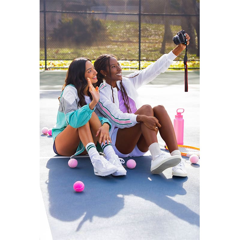 Фото 30 Фотоаппарат CANON EOS R50 + RF-S 18-45 IS STM + RF 75-300 Black (5811C150)