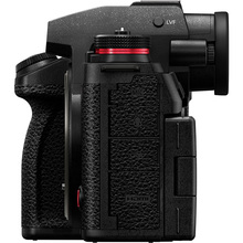 Фотоапарат PANASONIC Lumix DC-S1 IIE Kit 24-105mm Black (DC-S1M2ESME)