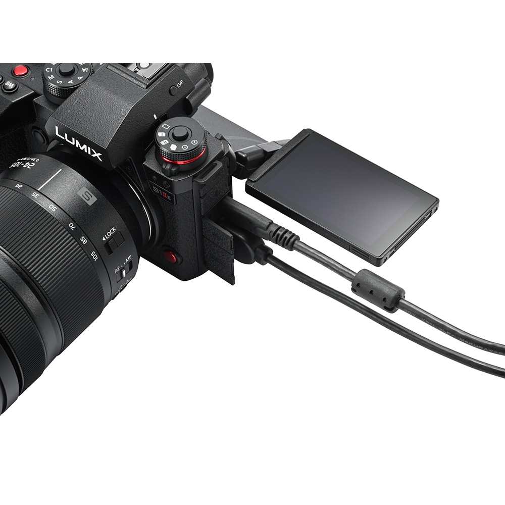 Фото 19 Фотоапарат PANASONIC Lumix DC-S1 IIE Kit 24-105mm Black (DC-S1M2ESME)