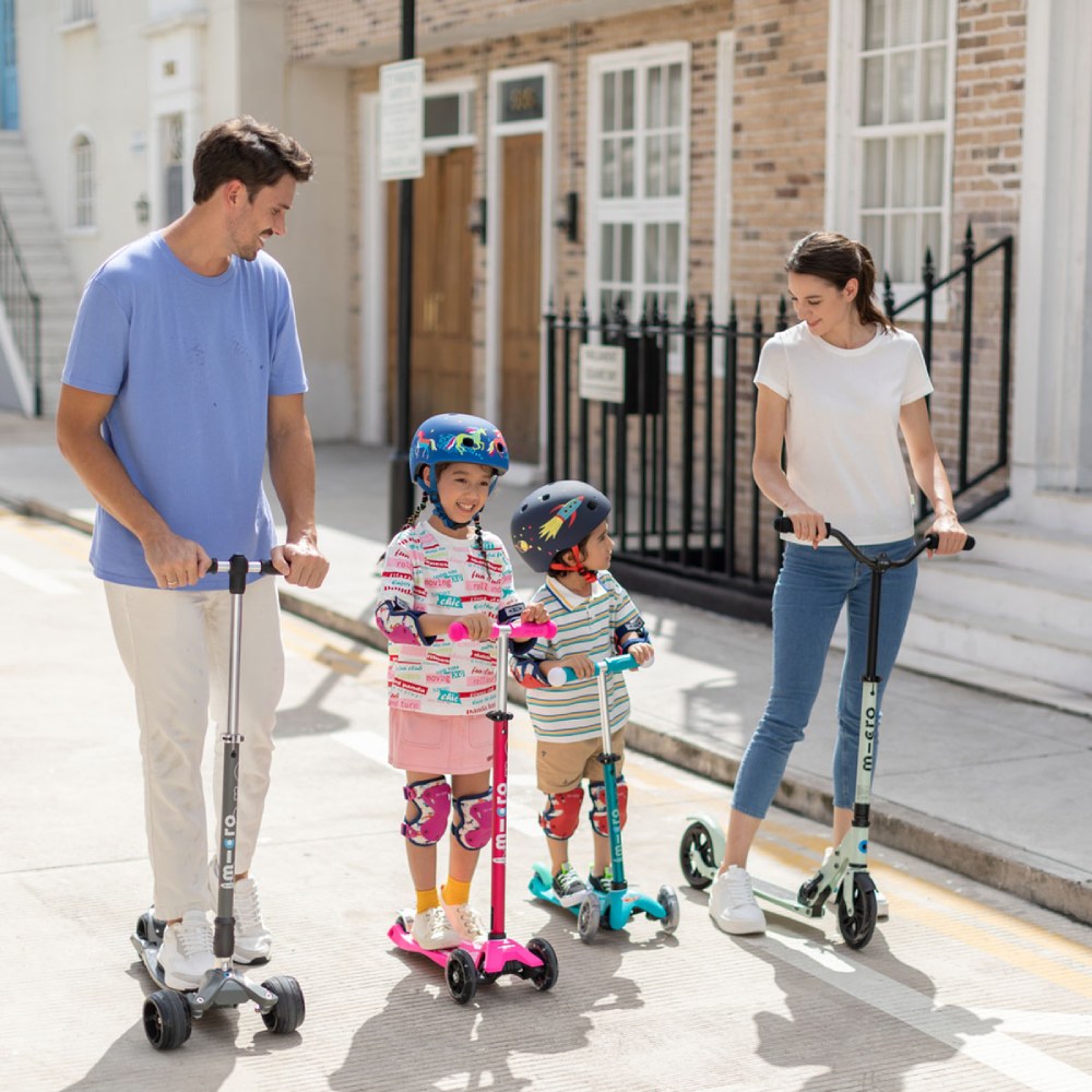 Замовити Самокат MICRO Mini Deluxe Magic Pink (MMD130)