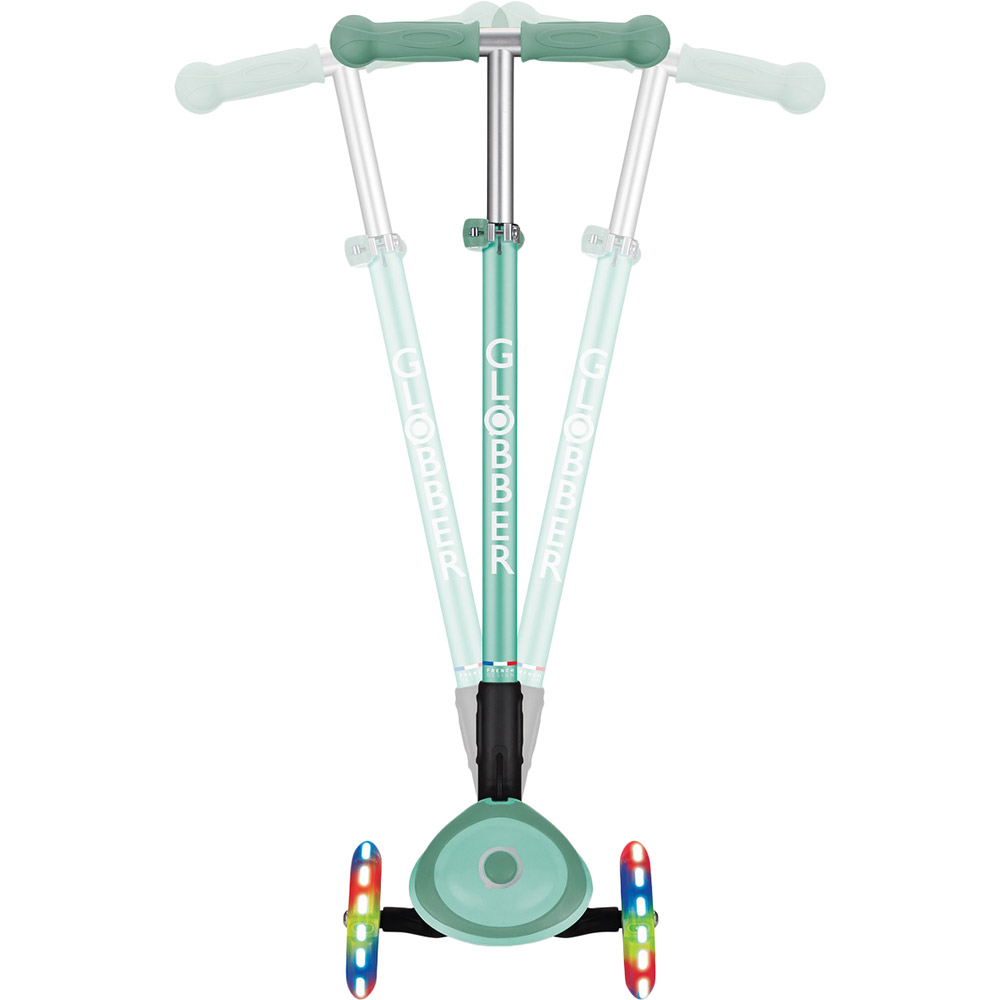 Фото Самокат GLOBBER Primo Foldable Plus Lights Mint (439-206)