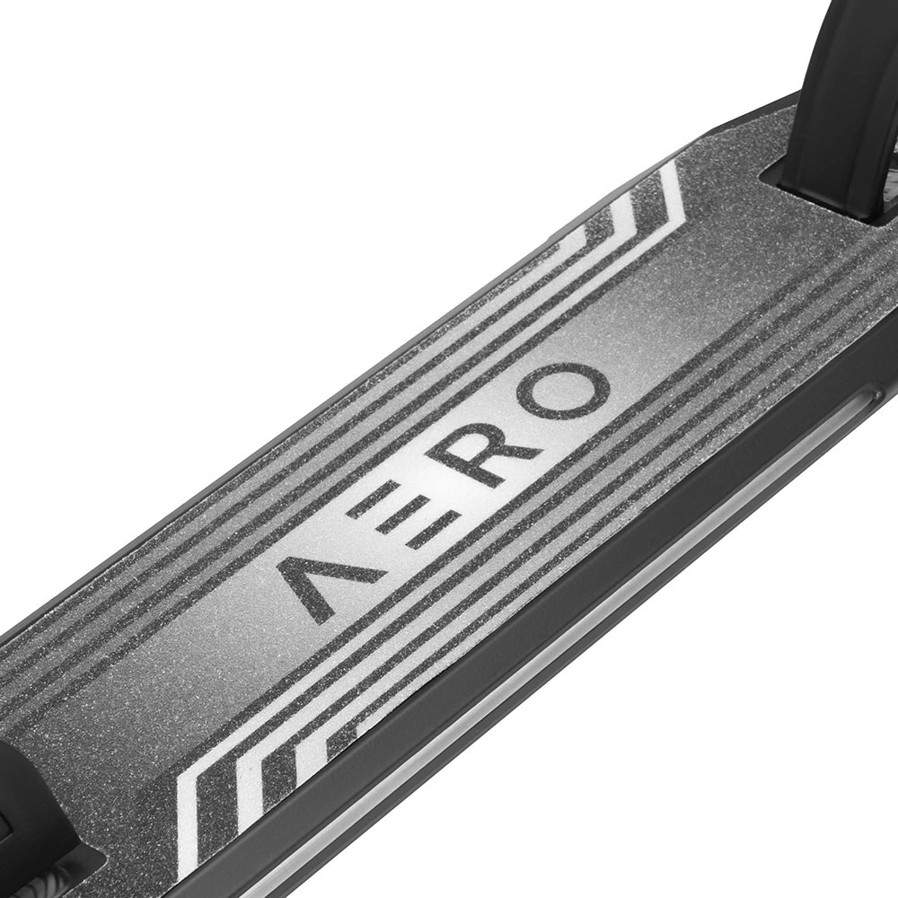 Самокат 2E Aero RGB (AERO-125-RGB) У Фокстрот Самокат 2E Aero RGB (AERO-125-RGB)