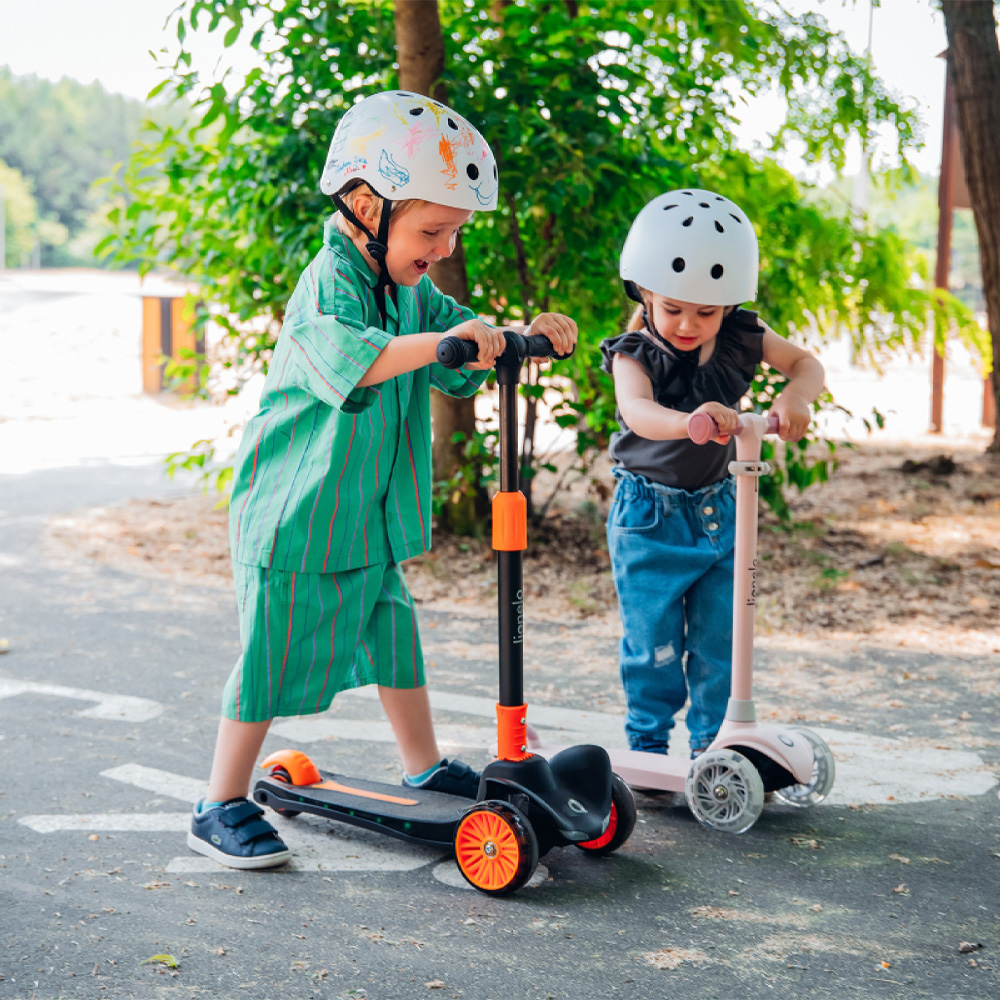 Самокат LIONELO FRANKY BEIGE Тип кикборд