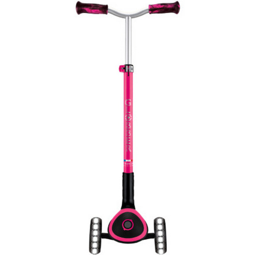 Самокат GLOBBER ACE Fuchsia (667-110) Розмір платформи для ноги 58 x 14.3