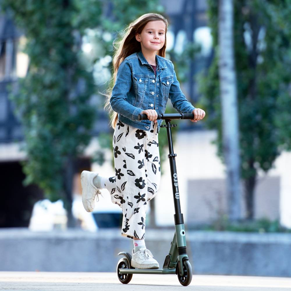 Изображение Самокат MICRO серии Sprite Suspension Olive (SA0246)